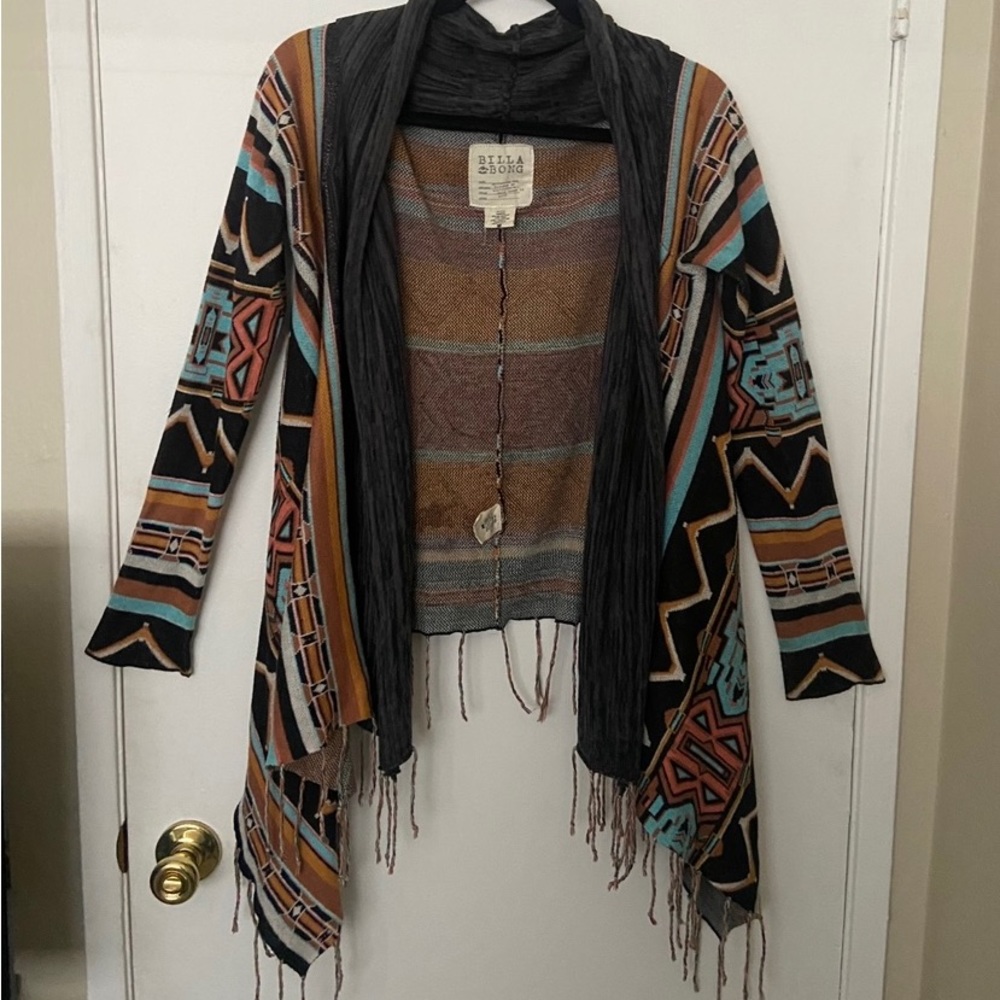 Billabong, Aztec pattern poncho